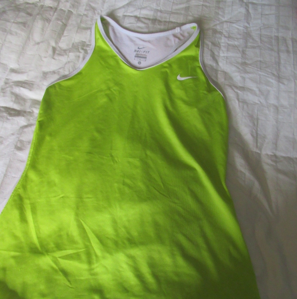 athletic Ladies top M - Picture 2 of 4